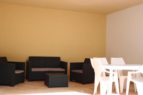 Apartamentos Club Cala Azul Làng Sant Carles de Paralta Ngoại thất bức ảnh
