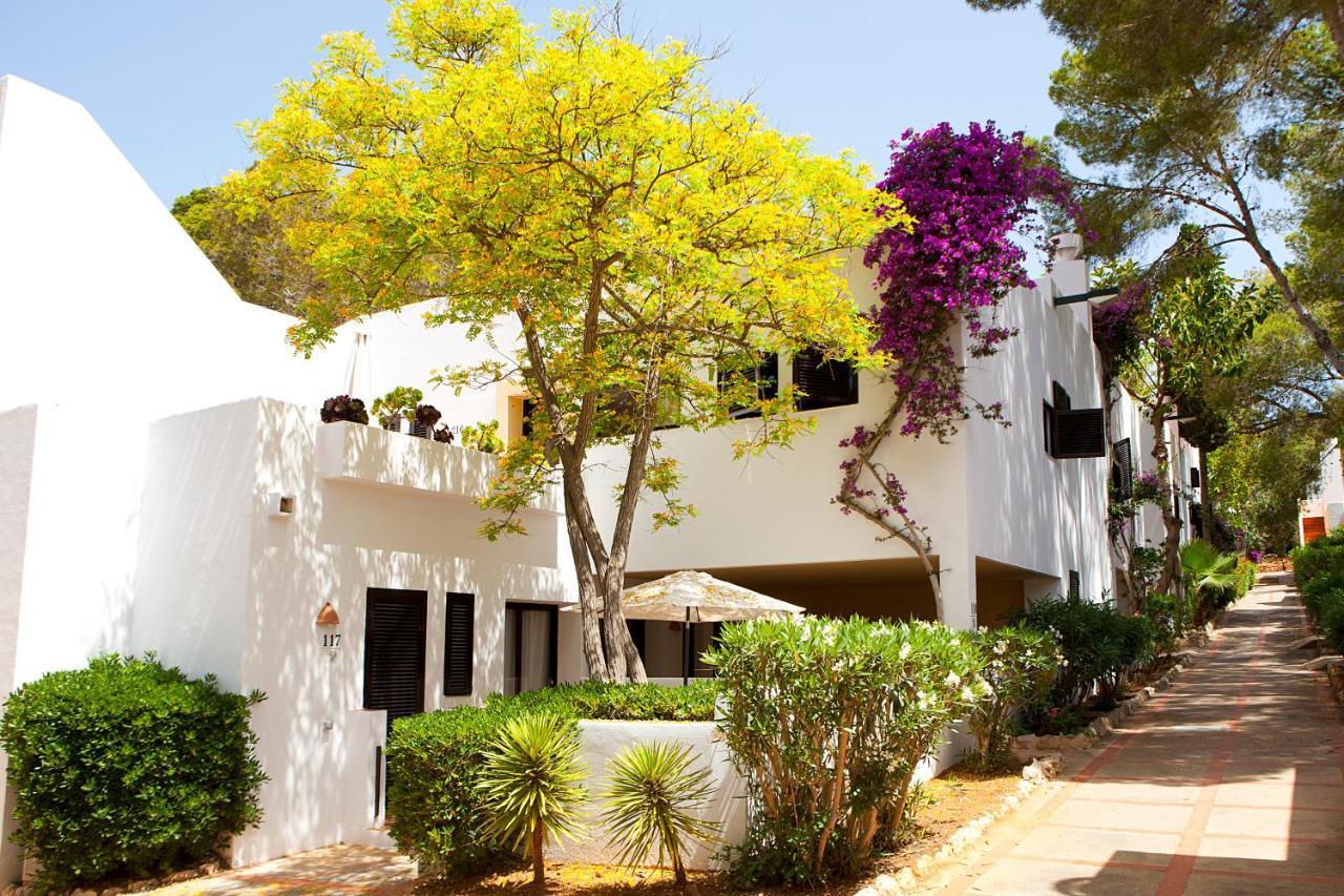Apartamentos Club Cala Azul Làng Sant Carles de Paralta Ngoại thất bức ảnh