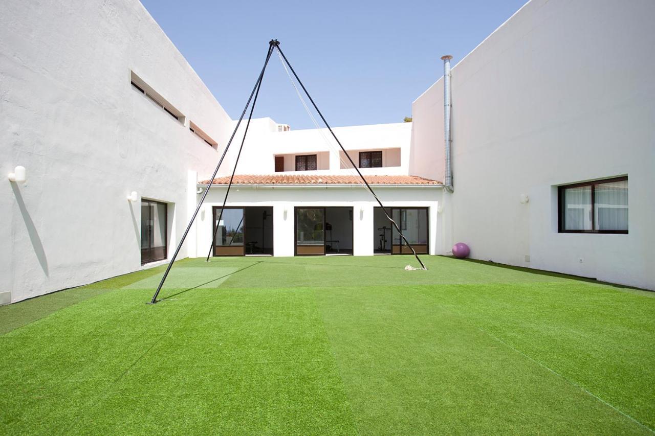 Apartamentos Club Cala Azul Làng Sant Carles de Paralta Ngoại thất bức ảnh
