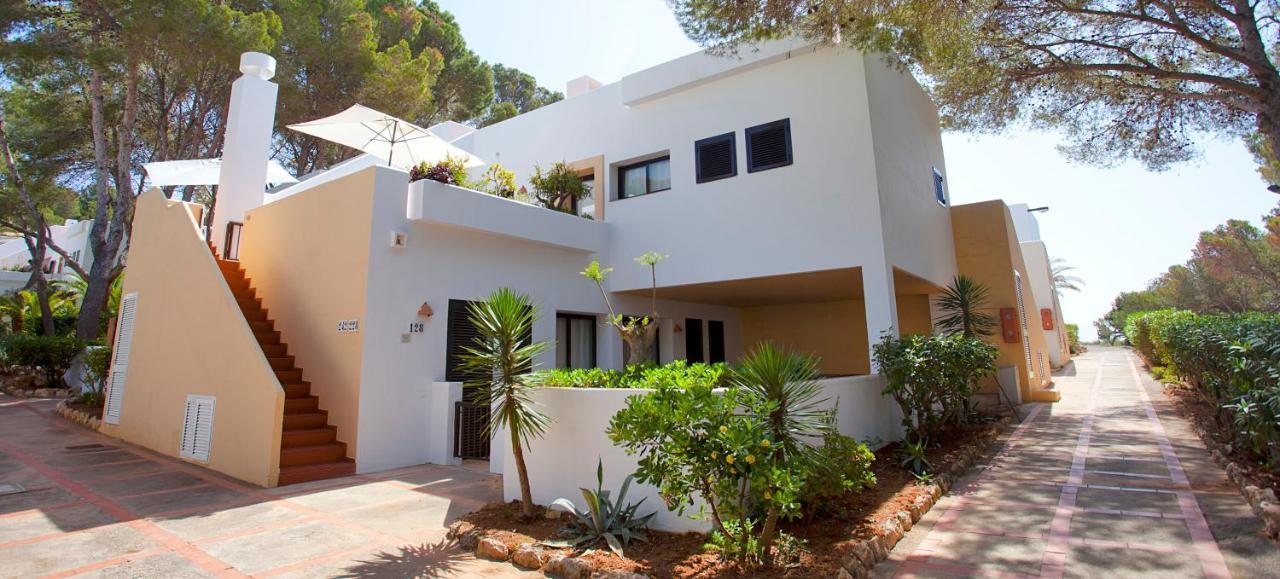 Apartamentos Club Cala Azul Làng Sant Carles de Paralta Ngoại thất bức ảnh